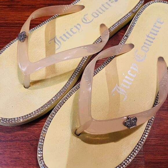 Juicy Couture Step into the sunshine Yellow flip flops 7 - Picture 4 of 12